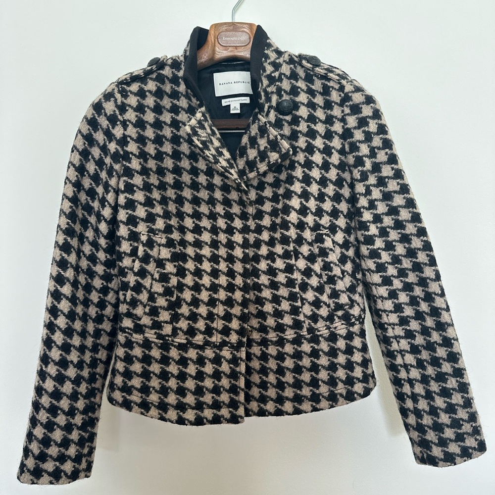 Banana republic cropped wool jacket, medium